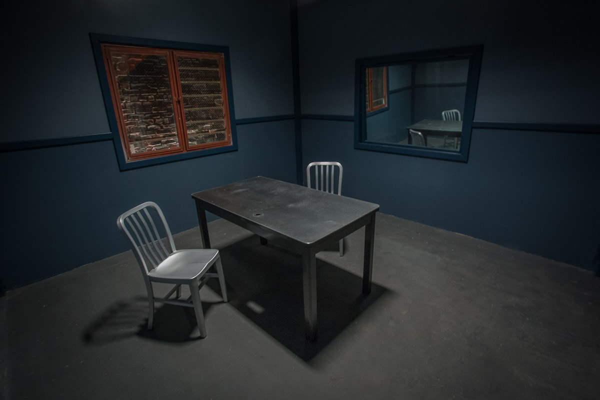 police-station-standing-set-los-angeles-0057